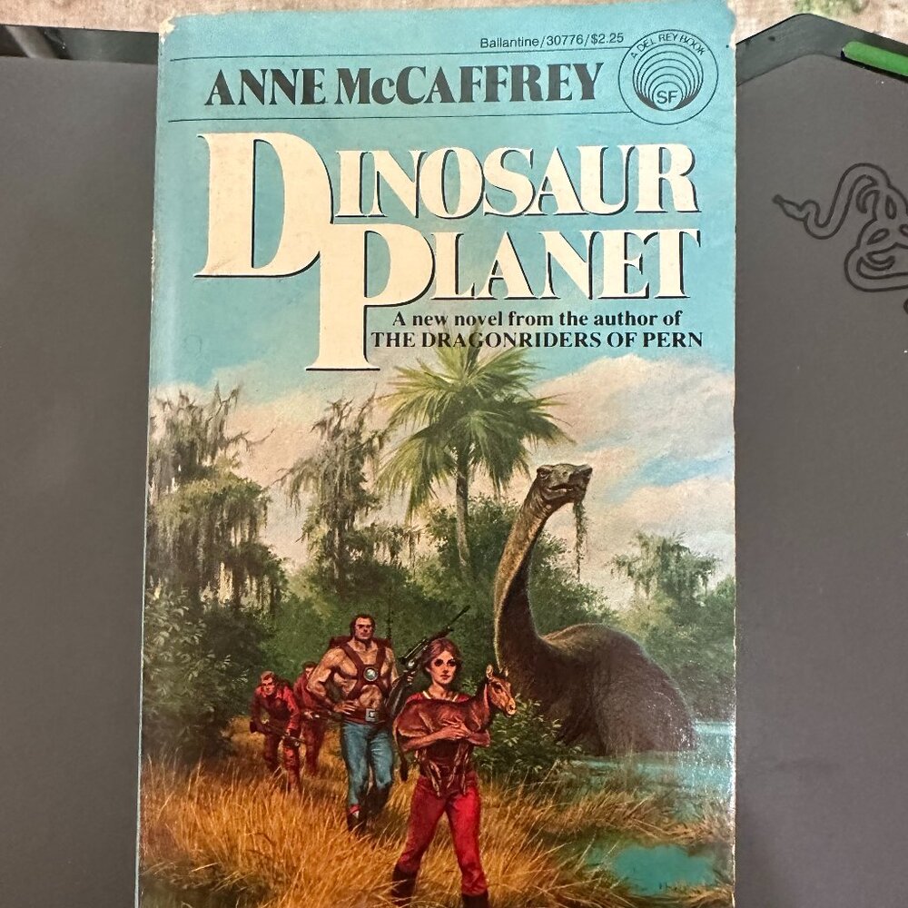 Dinosaur Planet Anne McCaffrey Del Rey 1982